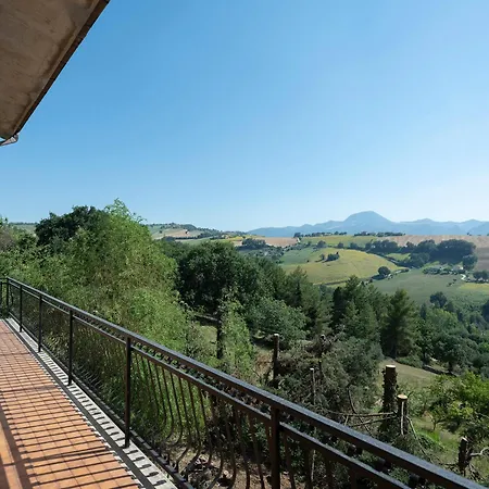 Le Api Di Pe' Bed and Breakfast *