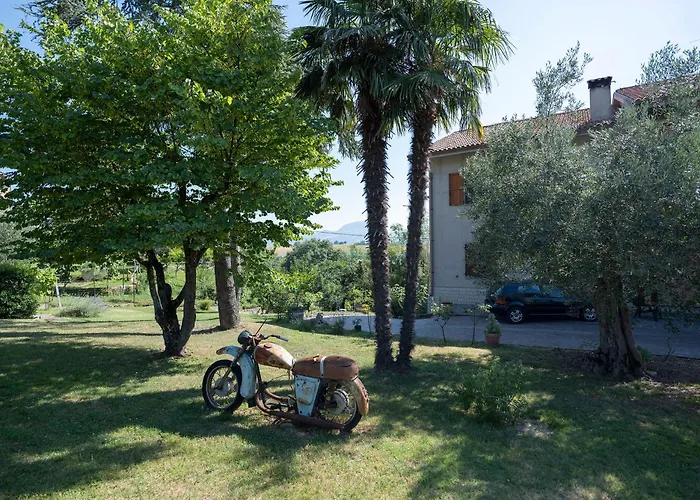 Le Api Di Pe' Bed & Breakfast *